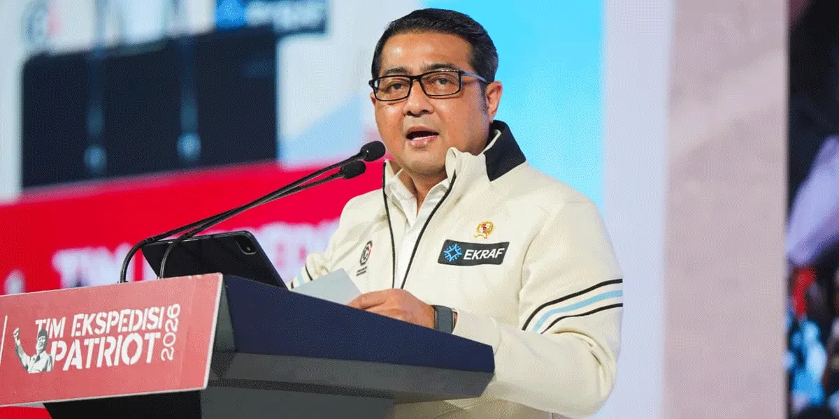 Menteri Teuku Riefky Harsya saat memberikan pembekalan di acara Pelepasan TEP 2026 di Jakarta, Rabu (29/7).