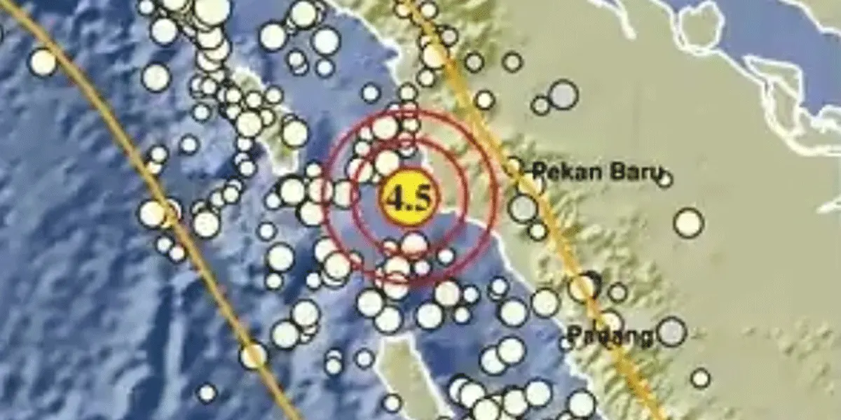 Pusat gempa di Mandailing Natal.