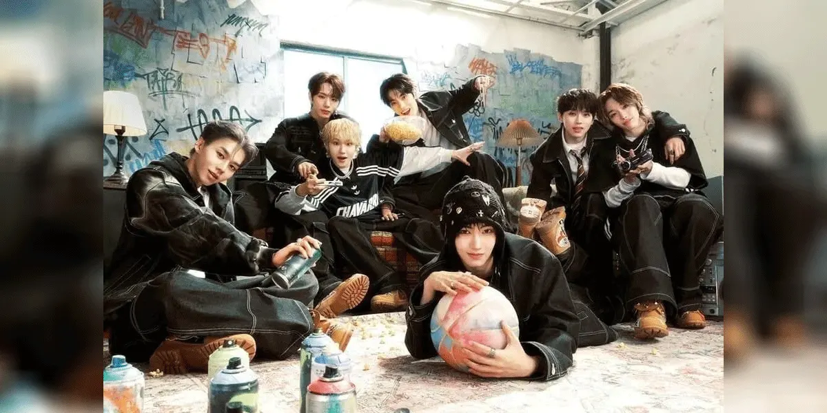 Grup Band Korea TUNEXX