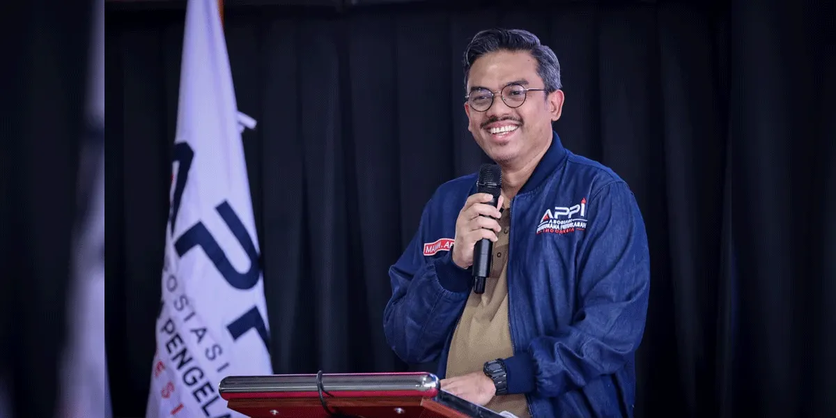 Menteri Usaha Mikro Kecil dan Menengah (UMKM) Maman Abdurrahman menyampaikan sambutan dalam Deklarasi Nasional APPI di Cikarang, Kabupaten Bekasi, Provinsi Jawa Barat, Sabtu (8/8/2026).