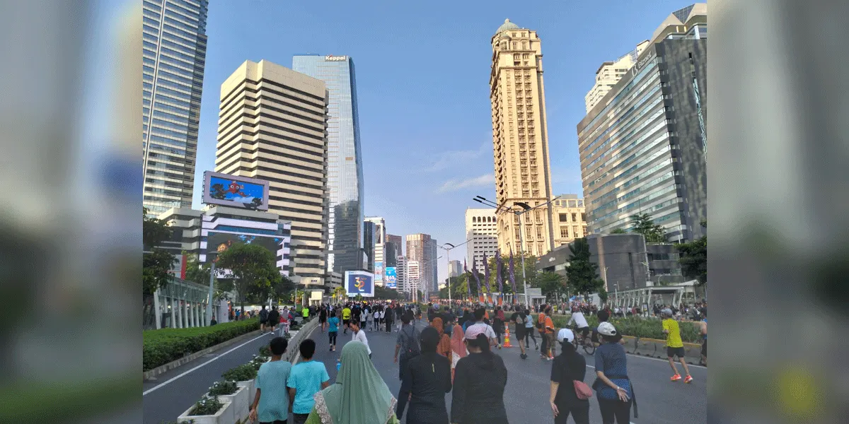 Langit Jakarta terpantau cerah.