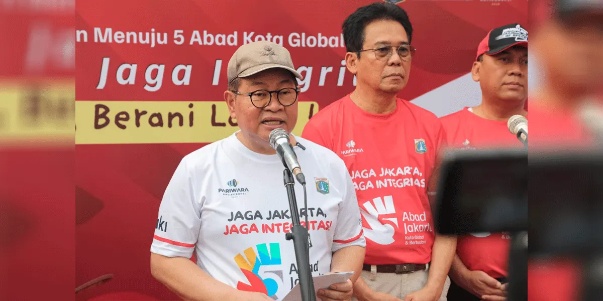 Gubernur DKI Jakarta Pramono Anung memberikan keterangan pers di Jakarta.