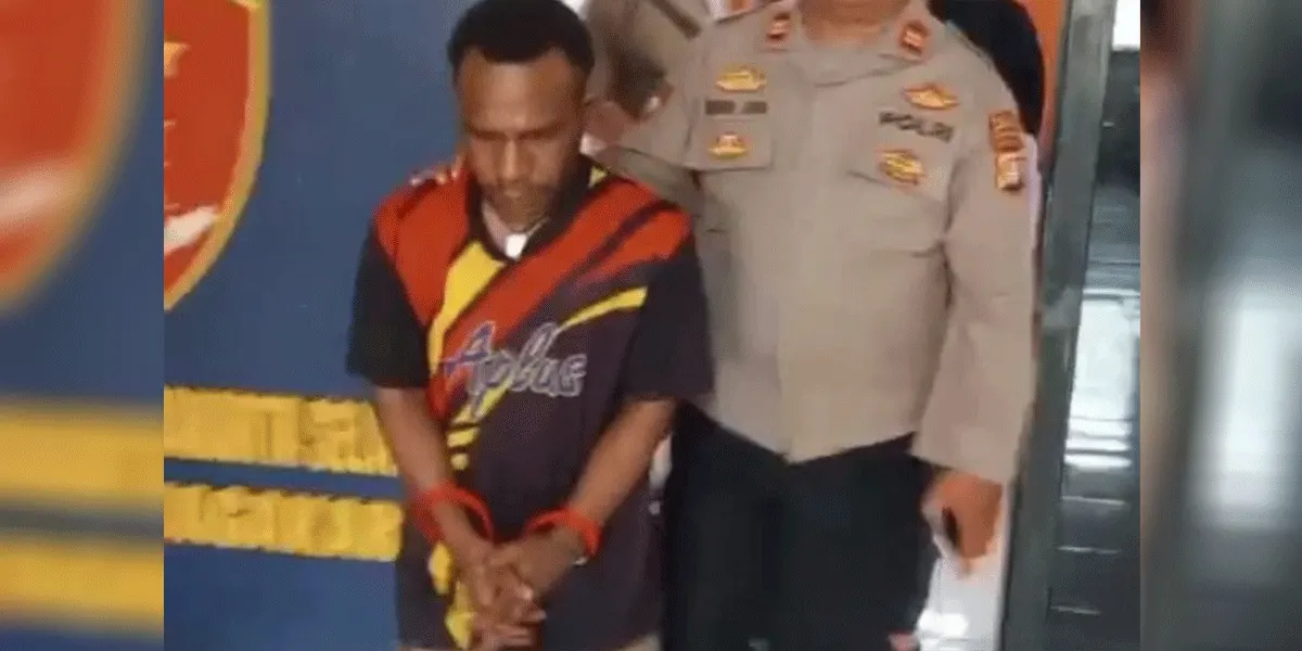 Polsek Jagakarsa telah menangkap pria tanpa busana yang memukul pengendara yang tengah melintas di Jalan Lenteng Agung Raya pada Selasa (18/8/2026) malam.
