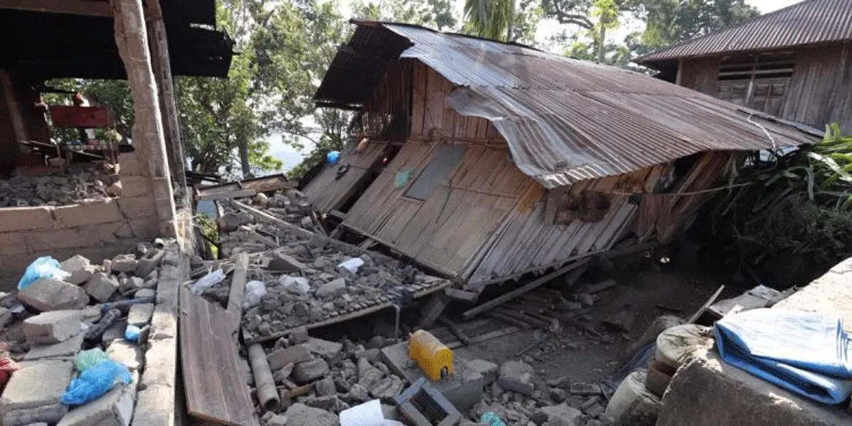 Kondisi rumah yang terdampak gempa M 7,7 Flores di Desa Peozaka Ramba, Kecamatan Ende, Kabupaten Ende, Nusa Tenggara Timur, Rabu (19/8/2026).