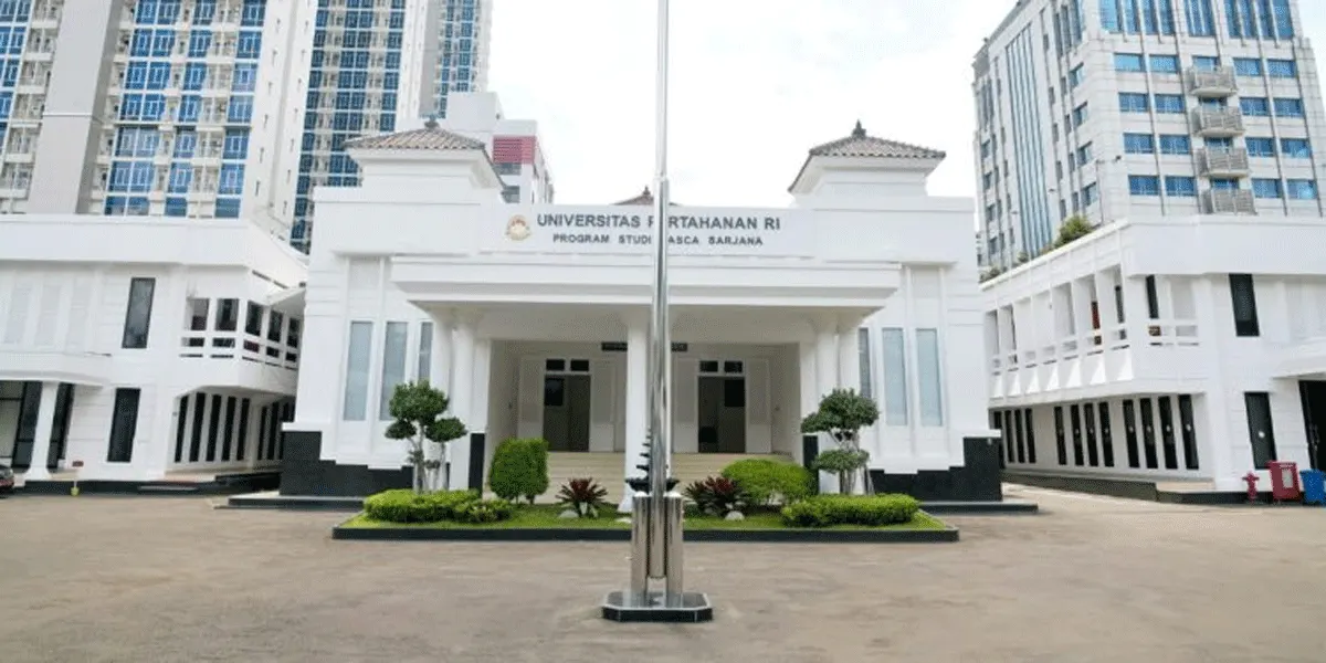 Kampus Universitas Pertahanan (Unhan) Program Pascasarjana, di Jalan Salemba Raya No. 14, Jakarta Pusat.