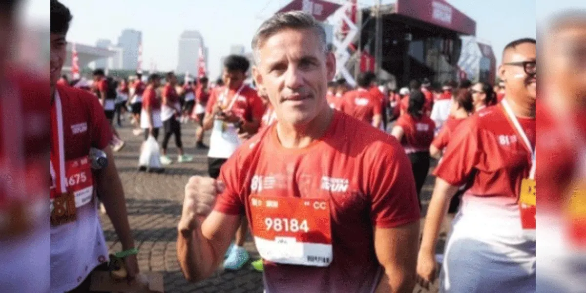 Pelatih Timnas Indonesia John Herdman mengikuti Merdeka Run 2026 di Jakarta, yang dinilainya menjadi simbol persatuan dan kampanye gaya hidup sehat