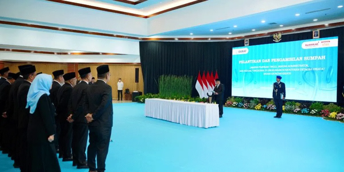 Kementerian Ekonomi Kreatif/Badan Ekonomi Kreatif (Kemenekraf/Bekraf) resmi melakukan penyegaran struktur organisasi melalui pelantikan Pejabat Pimpinan Tinggi Madya, Pratama, Administrator, hingga Pejabat Fungsional, Jakarta, Senin (1/9/2026).
