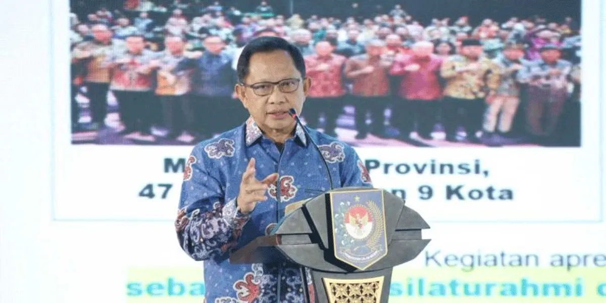 Menteri Dalam Negeri Muhammad Tito Karnavian dalam acara Apresiasi Pemerintah Daerah Berprestasi Tahun 2026 Batch II Regional Kalimantan di Kota Balikpapan, Kamis (3/9/2026) malam.