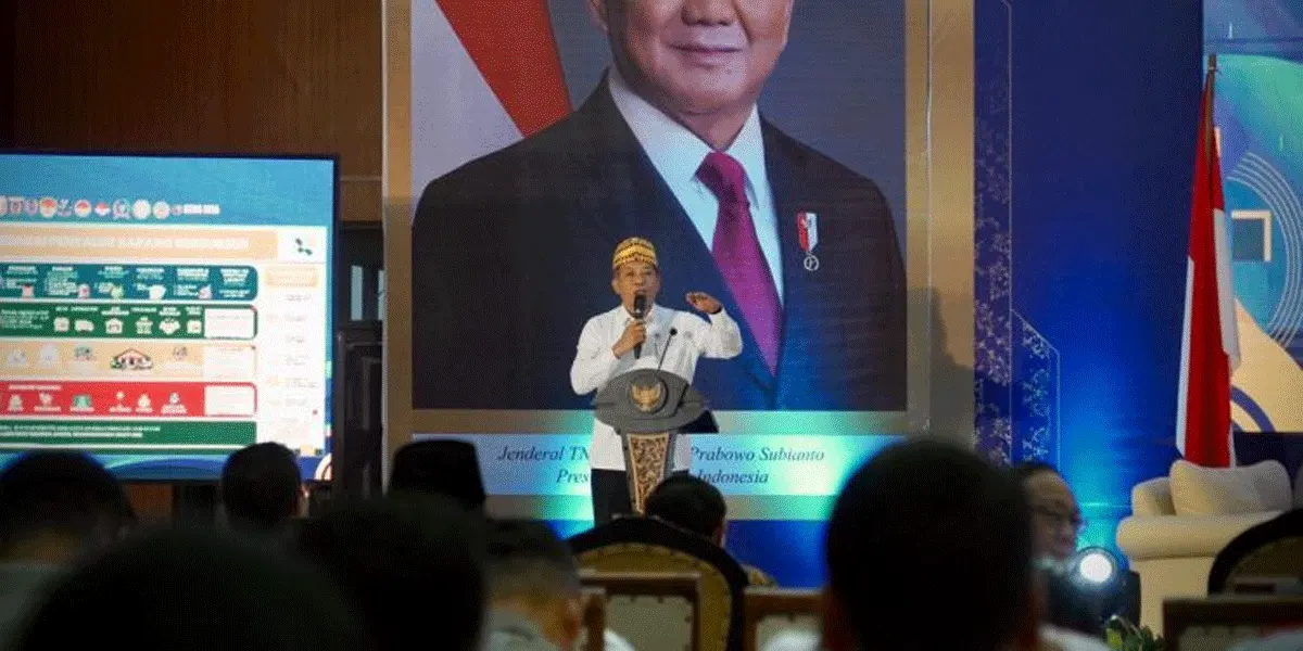 Menteri Koperasi Ferryj Juliantono dalam Seminar Nasional Koperasi Desa/ Kelurahan Merah Putih (KDKMP) di Lampung, Jumat (4/9/2026).