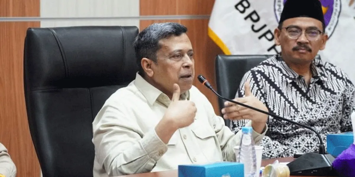 Kepala Badan Penyelenggara Jaminan Produk Halal (BPJPH) Ahmad Haikal Hasan atau Babe Haikal, dalam konferensi pers di Gedung BPJPH, Jakarta, Sabtu (5/9/2026).