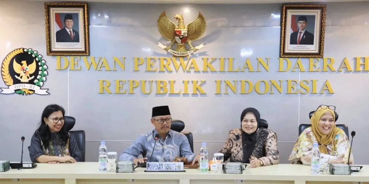 Ketua Komite IV DPD RI Ahmad Nawardi (2 dari kiri).