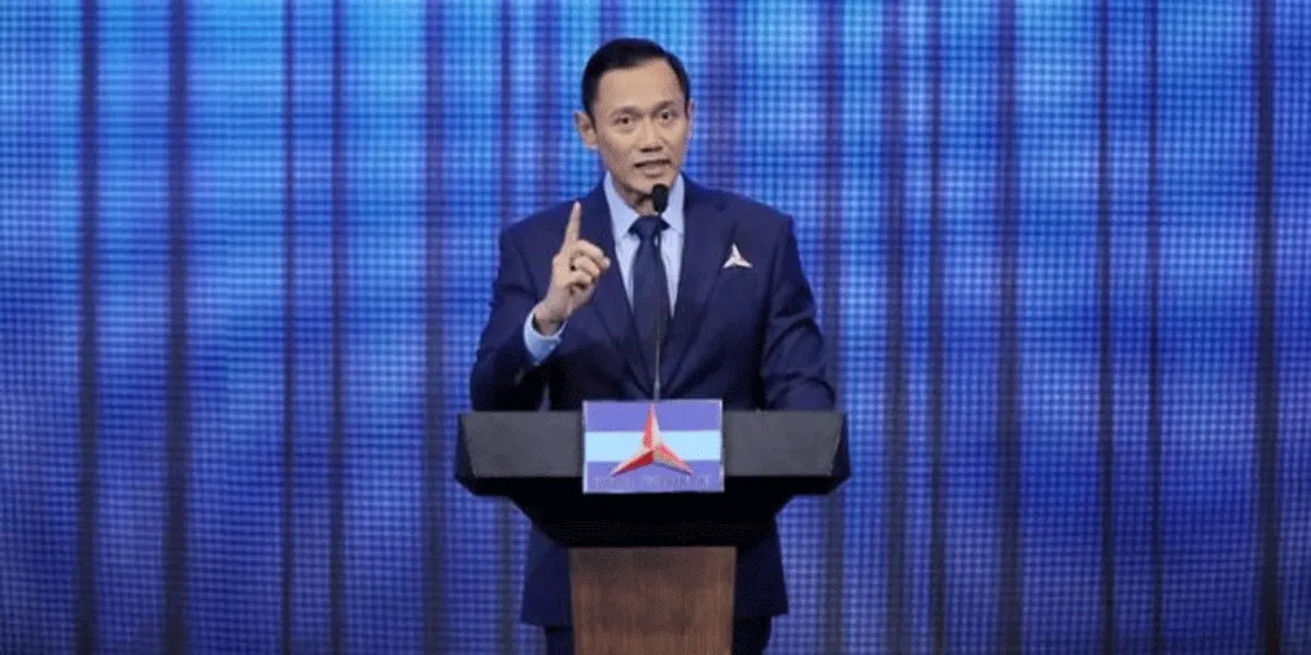 Ketua Umun Dewan Pimpinan Pusat (DPP) Partai Demokrat, Agus Harimurti Yudhoyono saat memberikan pidato politik di acara Hari Ulang Tahun (HUT) ke-25 Partai Demokrat di Gedung DPP Partai Demokrat, Jalan Proklamasi, Jakarta Pusat, Sabtu (5/9/2026).