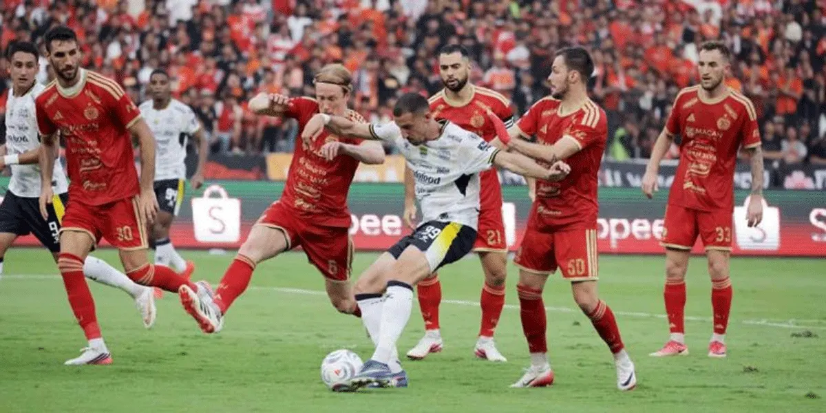 Laga Persija Jakarta vs Persib Bandung di Stadion Utama GBK, Senayan, Jakarta Pusat, Sabtu (12/9/2026).