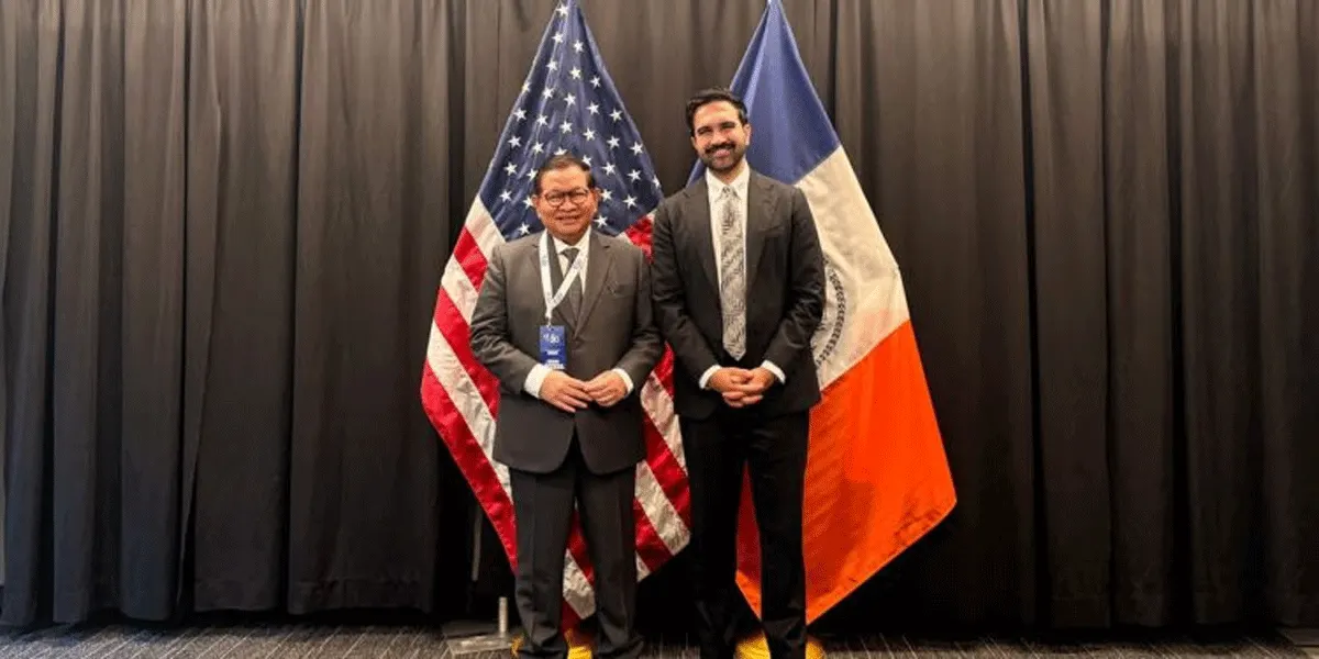 Momen pertemuan Gubernur DKI Jakarta Pramono Anung dengan Wali Kota New York Zohran Kwame Mamdani di Civic Hall, New York, Amerika Serikat, Minggu (20/9/2026).