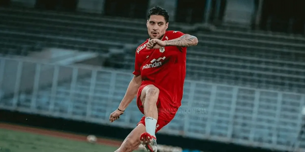 Bek sekaligus kapten Timnas Indonesia Kevin Diks.