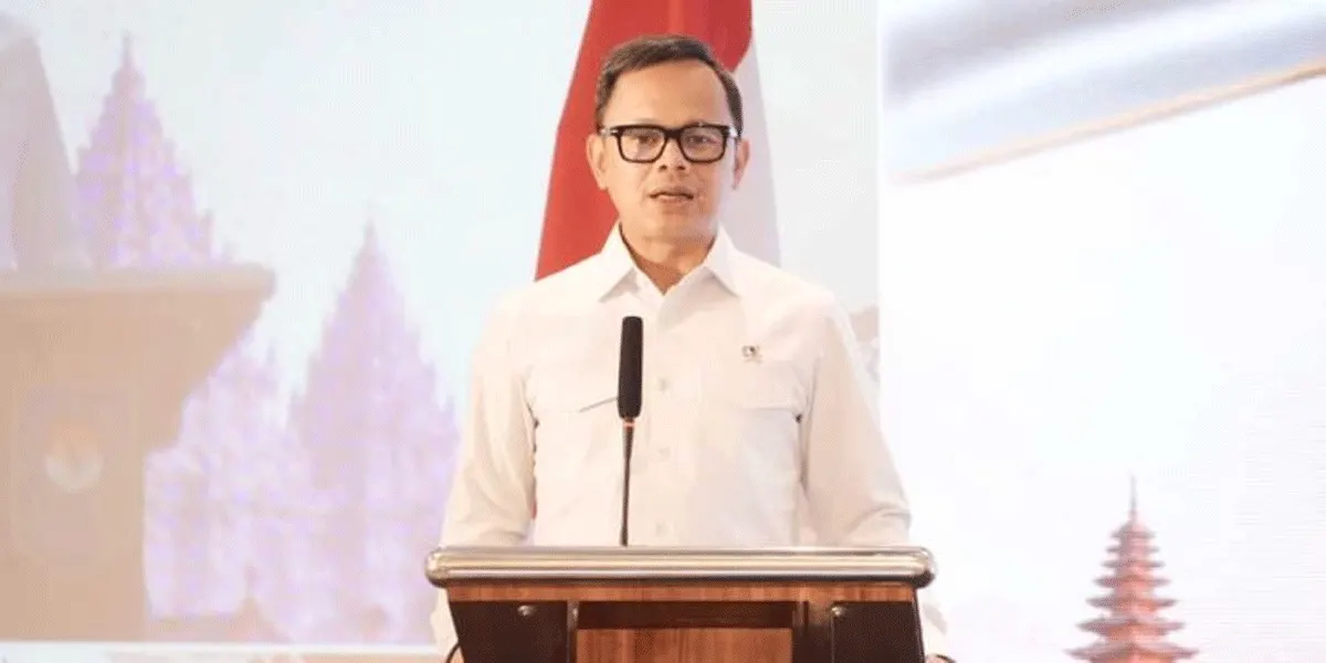 Wakil Menteri Dalam Negeri Bima Arya Sugiarto, saat memberikan sambutan pada Seminar Administrasi Pemerintahan Daerah Jepang-Indonesia Tahun 2026 bertema “Meningkatkan Ketahanan Daerah terhadap Bencana: Upaya Pencegahan dan Mitigasi Bencana oleh Pemerintah Daerah” di Jakarta, Rabu (30/9/2026).