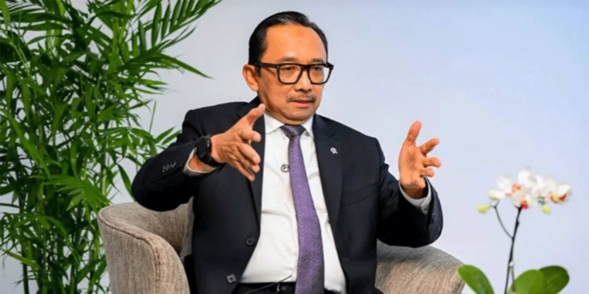 Wakil Menteri Keuangan, Juda Agung.