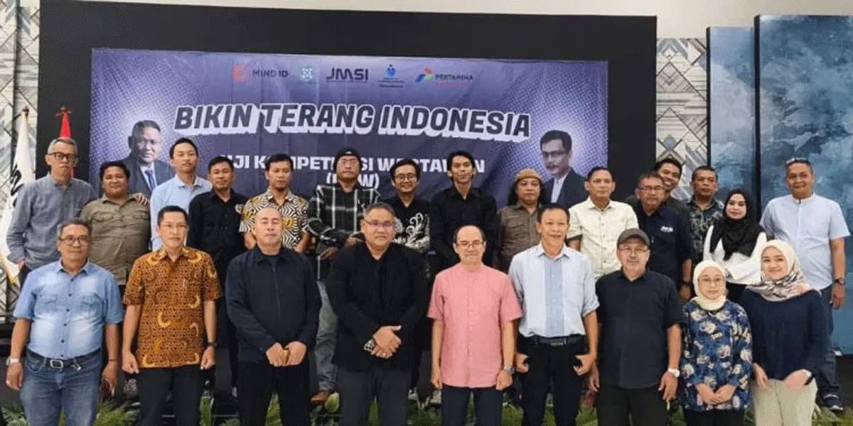 UKW JMSI bertema “Bikin Terang Indonesia” menjadi momentum bagi wartawan untuk memperkuat kompetensi, riset, dan kemampuan verifikasi di tengah derasnya arus informasi digital.
