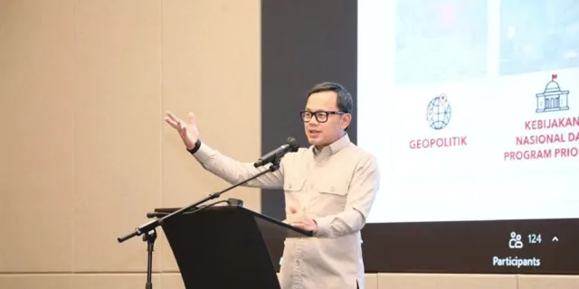 Tekan Kebocoran PAD, Wamendagri Minta Kepala Daerah Perluas Basis Pajak dan Inovasi Teknologi