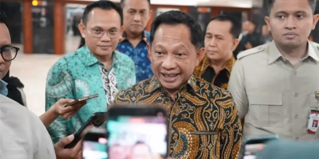 Bahas Penataan ASN Daerah, Mendagri Tegaskan PPPK Guru dan Lintas Profesi Tidak Akan Dirumahkan