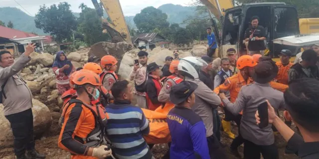 Update Banjir Bandang Arosuka Solok: 2 Meninggal Dunia, 1 Luka Berat Dirujuk ke Padang